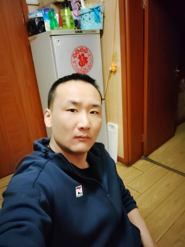 子昂的第一张照片--泉州相亲服务中心