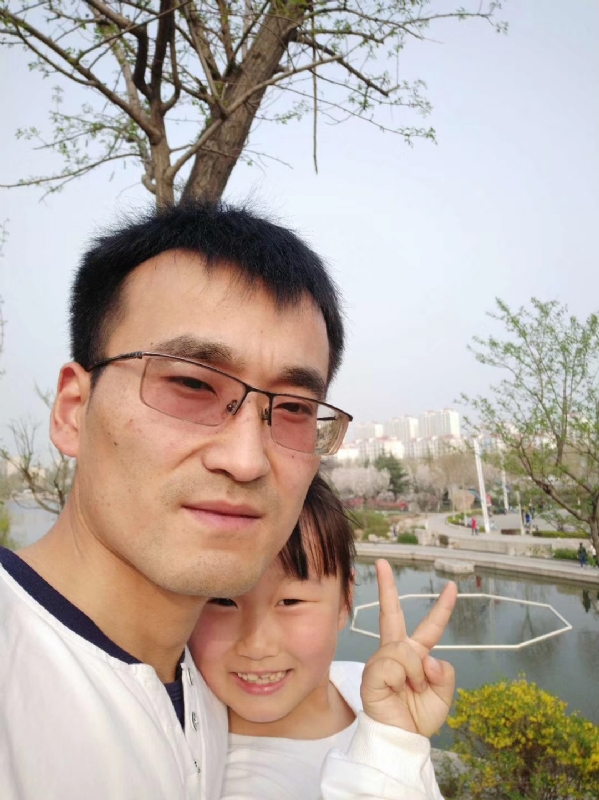 简单的幸福的第一张照片--泉州相亲服务中心