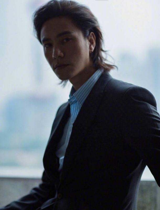 李嘉廷的第三张照片--泉州相亲服务中心