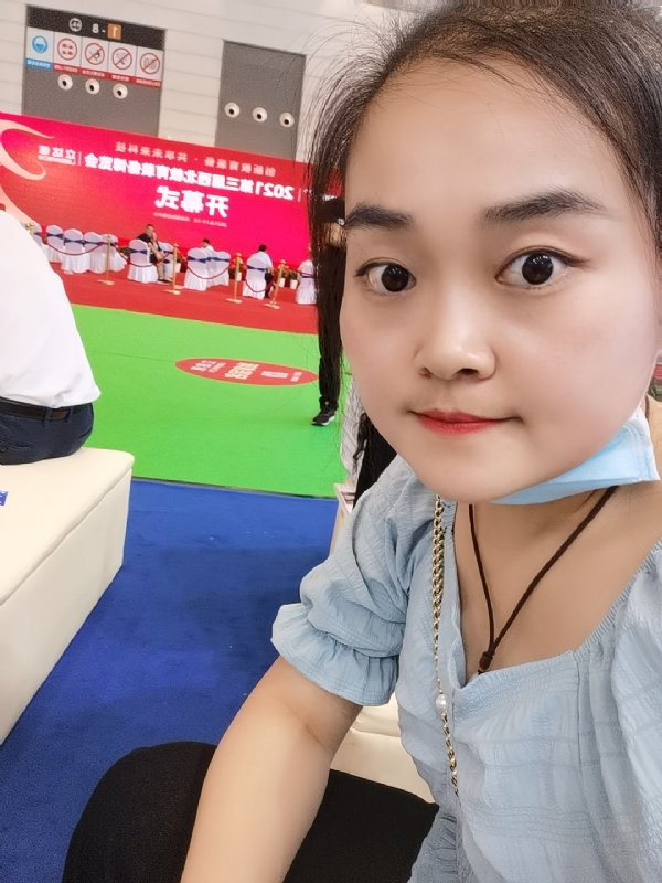 娜娜的第一张照片--泉州相亲服务中心