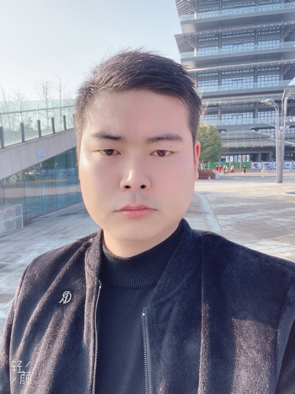 南心遥的第一张照片--泉州相亲服务中心