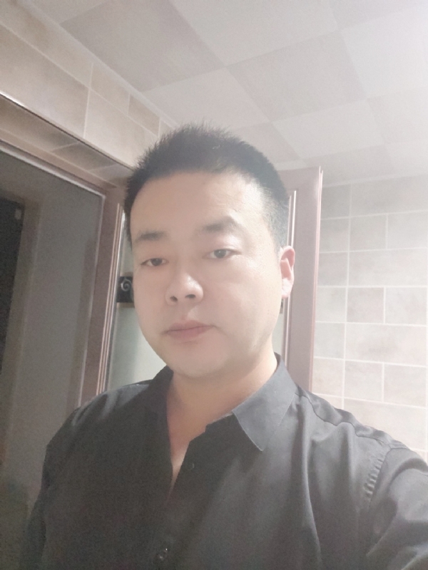 yangyongpingaoi的第二张照片--泉州相亲服务中心