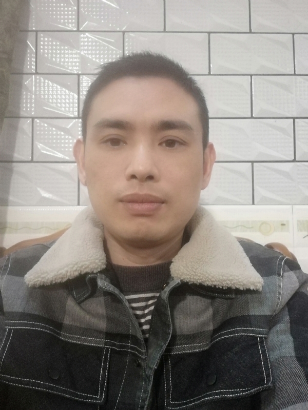 枫叶飘影的第一张照片--泉州相亲服务中心