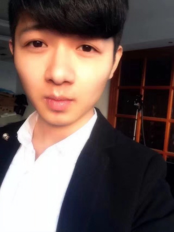 萨拉嘿呦的第一张照片--泉州相亲服务中心
