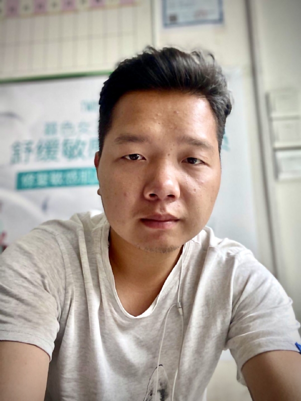 然也的第二张照片--泉州相亲服务中心