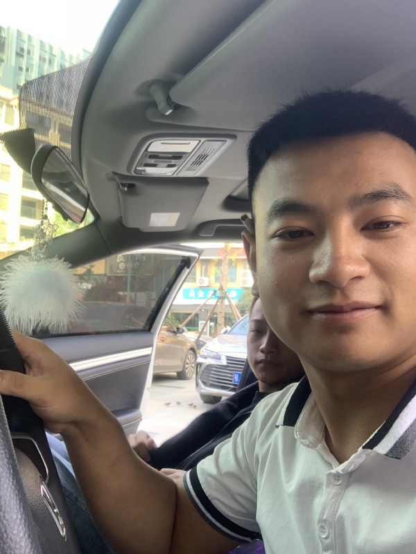 古有风琴的第三张照片--泉州相亲服务中心