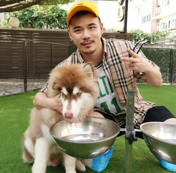 坚持的第一张照片--泉州相亲服务中心