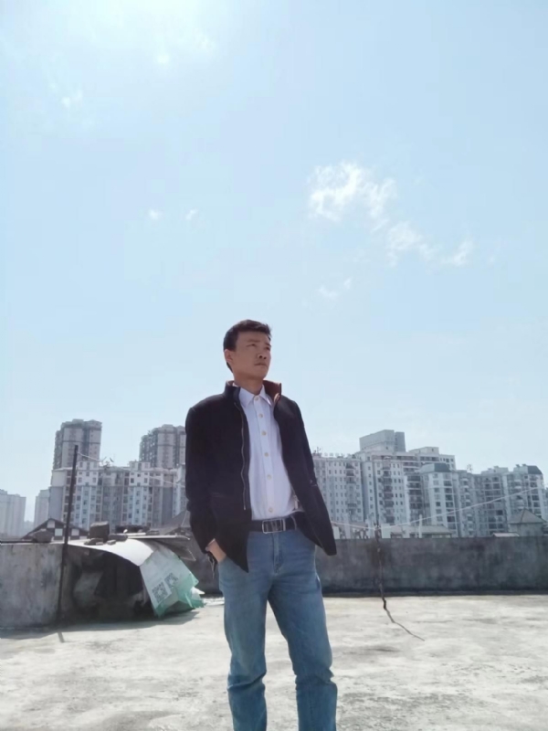 蓝色心情的第一张照片--泉州相亲服务中心