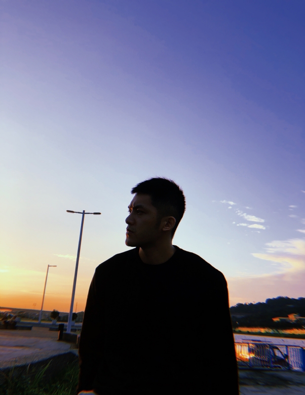 只抽半根煙的第二张照片--泉州相亲服务中心