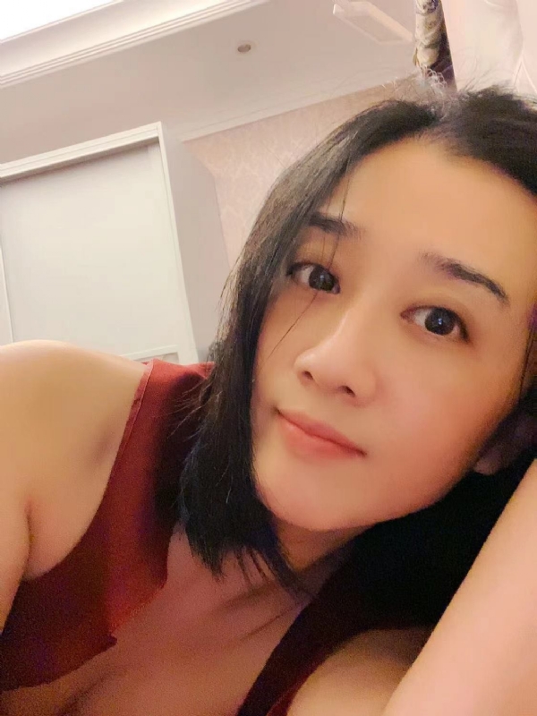 HongYu的第一张照片--泉州相亲服务中心