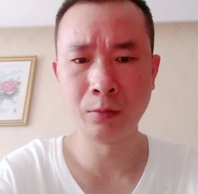 自由飞翔的第二张照片--泉州相亲服务中心