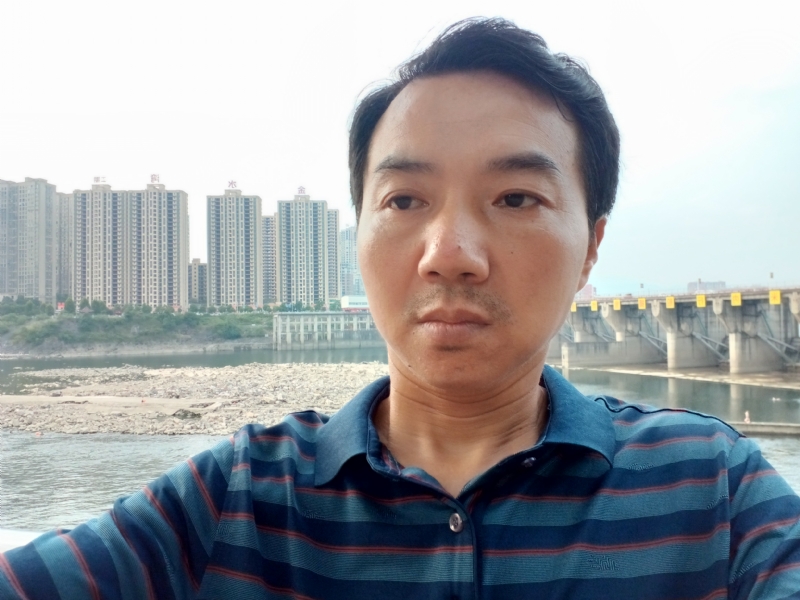 yangguang的第一张照片--泉州相亲服务中心