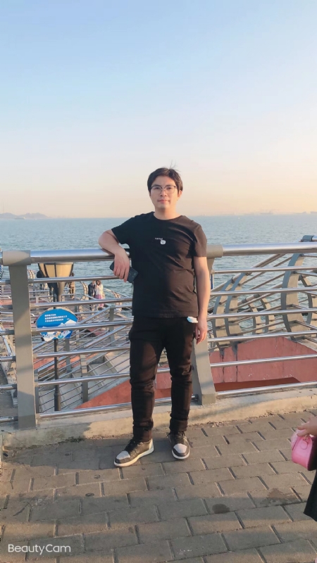 陆迅的第二张照片--泉州相亲服务中心
