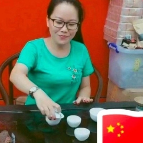 妖娆的第一张照片--泉州相亲服务中心