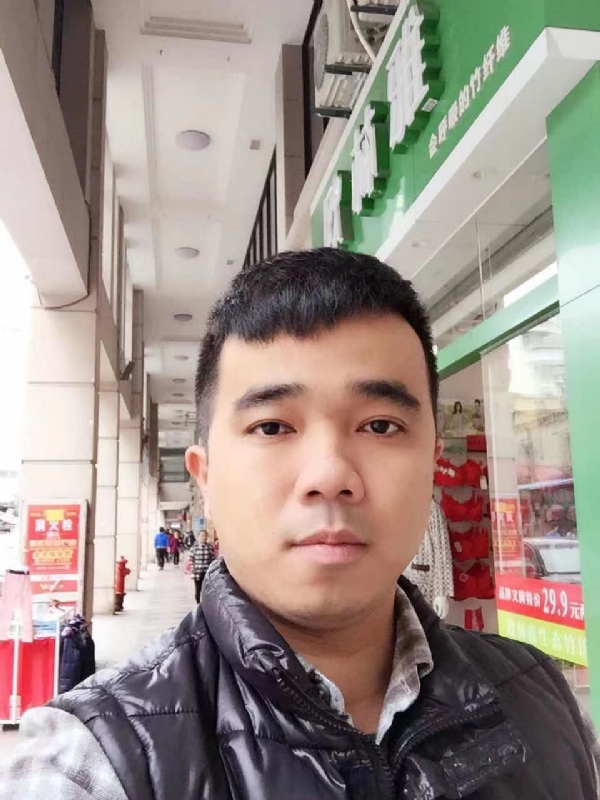 小小怪兽的第一张照片--泉州相亲服务中心