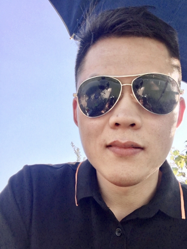 德鹏的第一张照片--泉州相亲服务中心