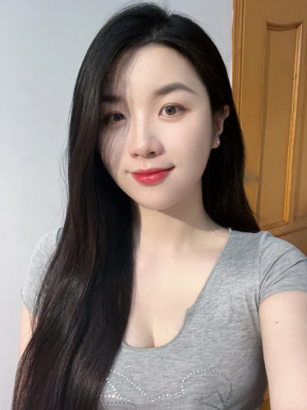 乔乔在寻爱的第一张照片--泉州相亲服务中心