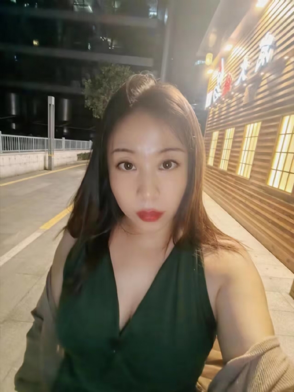 叶子青青的第三张照片--泉州相亲服务中心