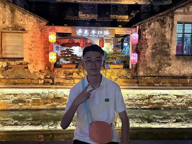 李四的第一张照片--泉州相亲服务中心