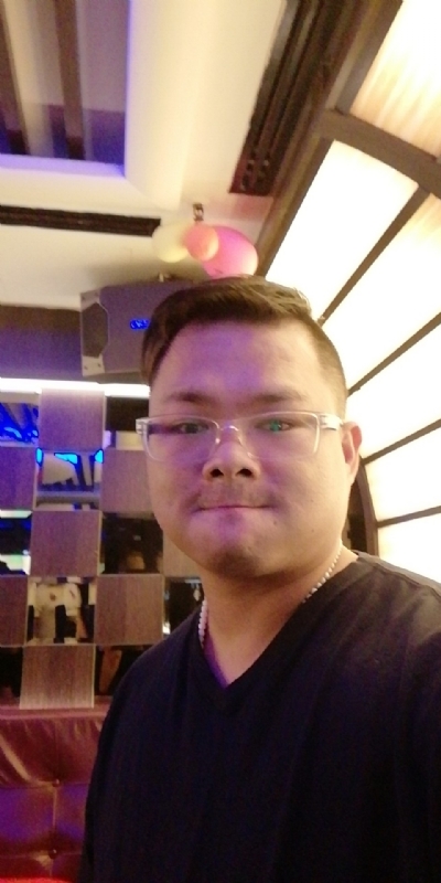 单名一个伟的第一张照片--泉州相亲服务中心
