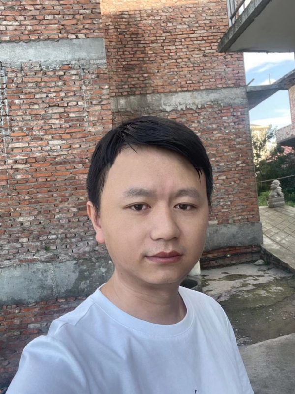行人的第二张照片--泉州相亲服务中心