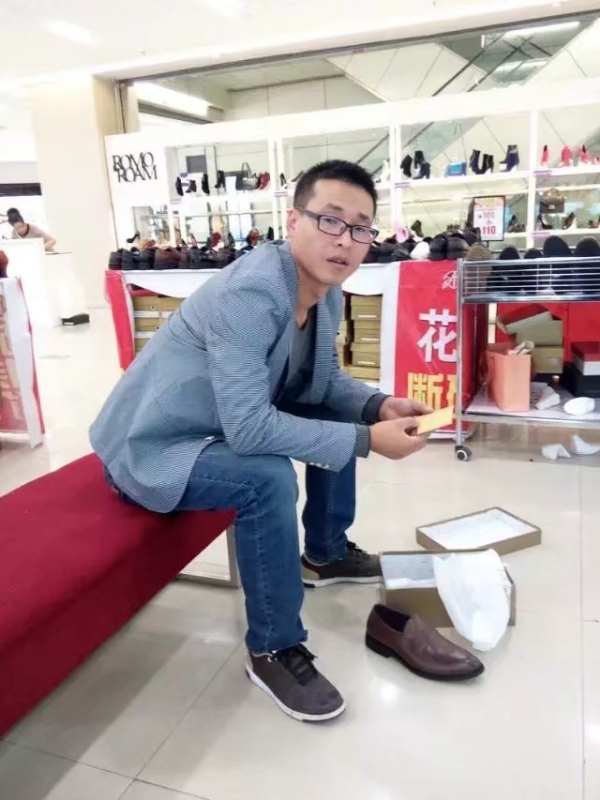 借我你的手的第一张照片--泉州相亲服务中心