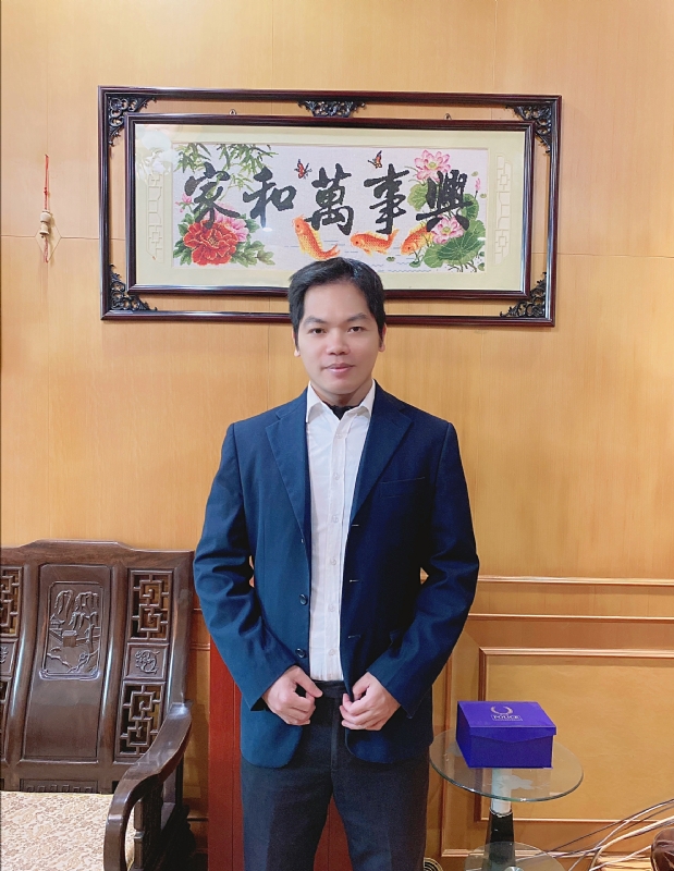 旭日春晖的第一张照片--泉州相亲服务中心