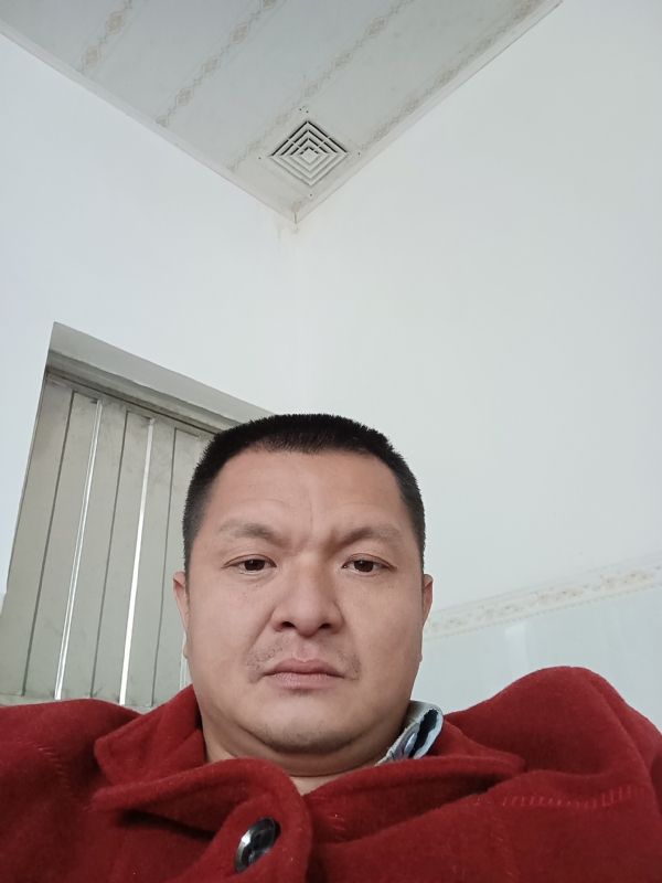 兰成龙的第一张照片--泉州相亲服务中心