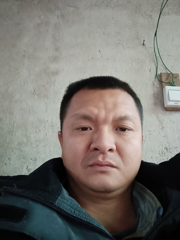 兰成龙的第二张照片--泉州相亲服务中心