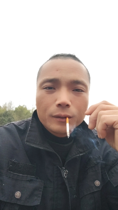 伯爵的第一张照片--泉州相亲服务中心