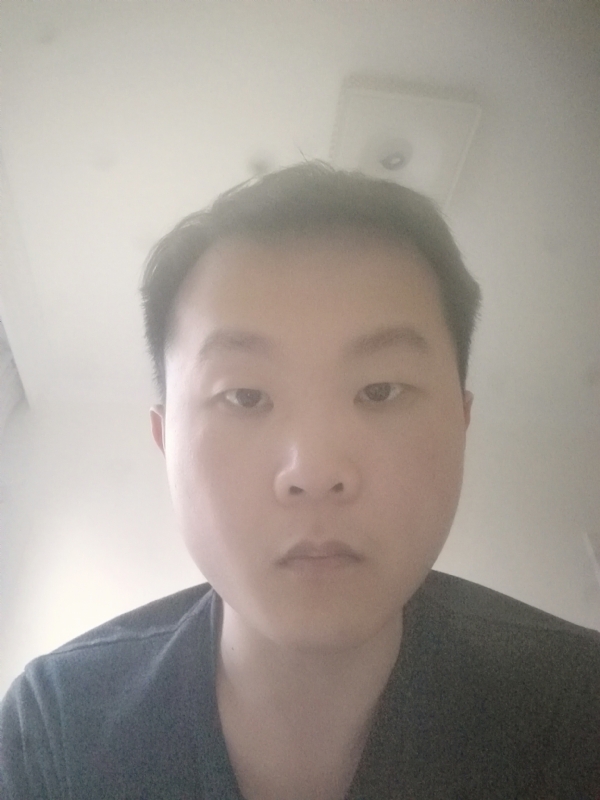 下个瞬间的你的第一张照片--泉州相亲服务中心