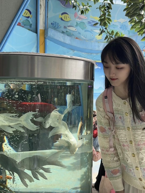 yiyi的第二张照片--泉州相亲服务中心
