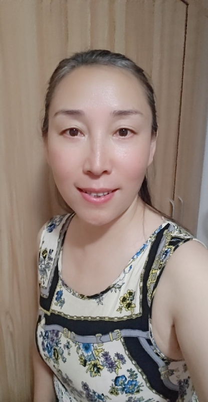 晓琴的第二张照片--泉州相亲服务中心