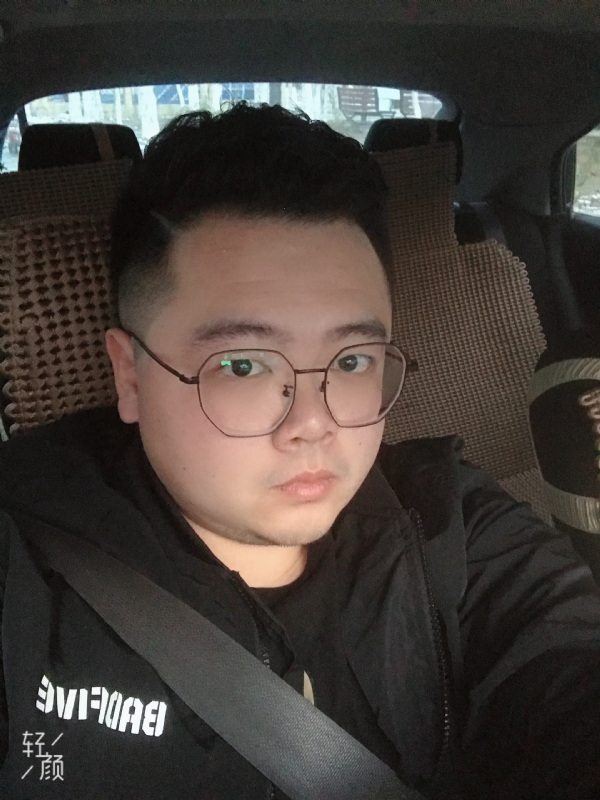 欢笑的第一张照片--泉州相亲服务中心