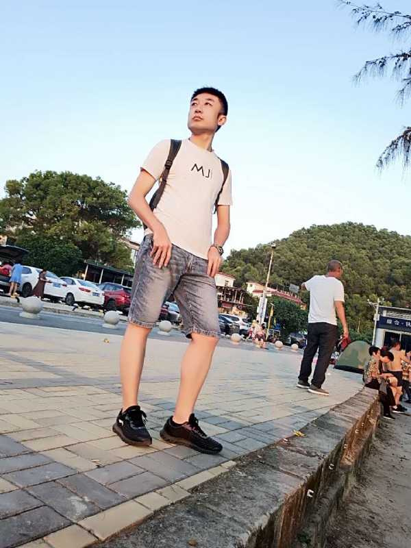 俊皓的第二张照片--泉州相亲服务中心