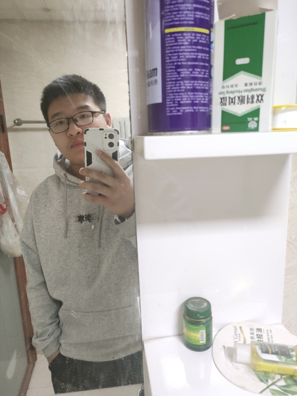 乌鸦坐飞机的第一张照片--泉州相亲服务中心