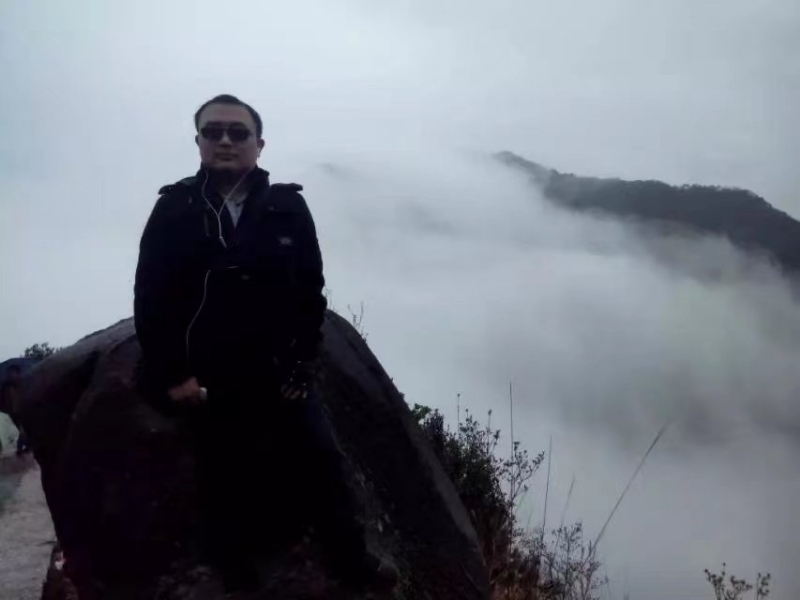 如影随形的第三张照片--泉州相亲服务中心