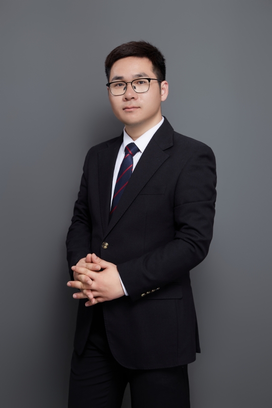 认真的第二张照片--泉州相亲服务中心