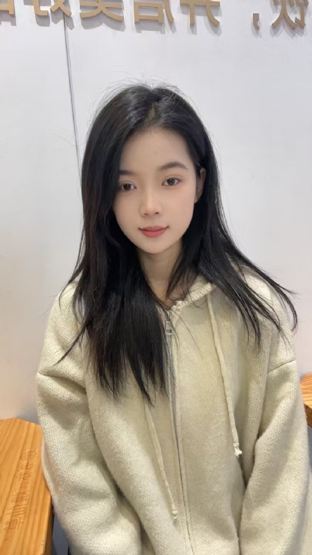草莓奶昔的第一张照片--泉州相亲服务中心