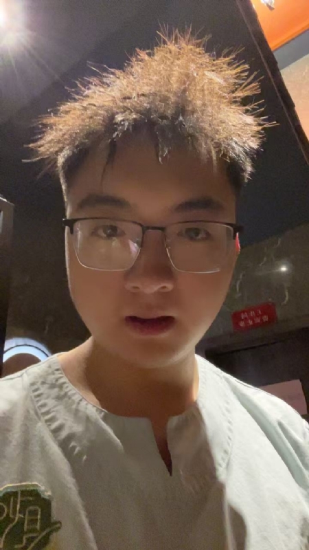 成熟稳重的男士的第一张照片--泉州相亲服务中心
