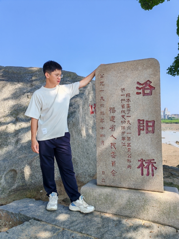 风尘的第三张照片--泉州相亲服务中心