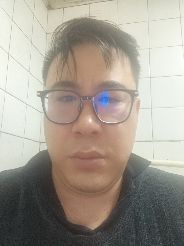 迷失自我的第一张照片--泉州相亲服务中心