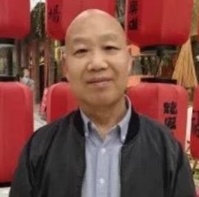 教师作家诗人的第一张照片--泉州相亲服务中心