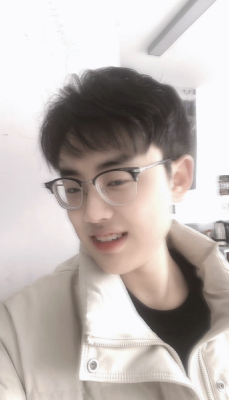 梁21的第一张照片--泉州相亲服务中心