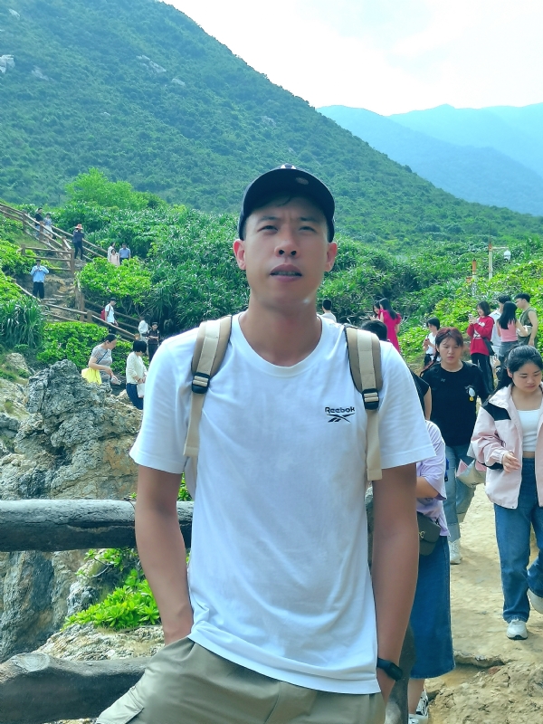吴生的第二张照片--泉州相亲服务中心