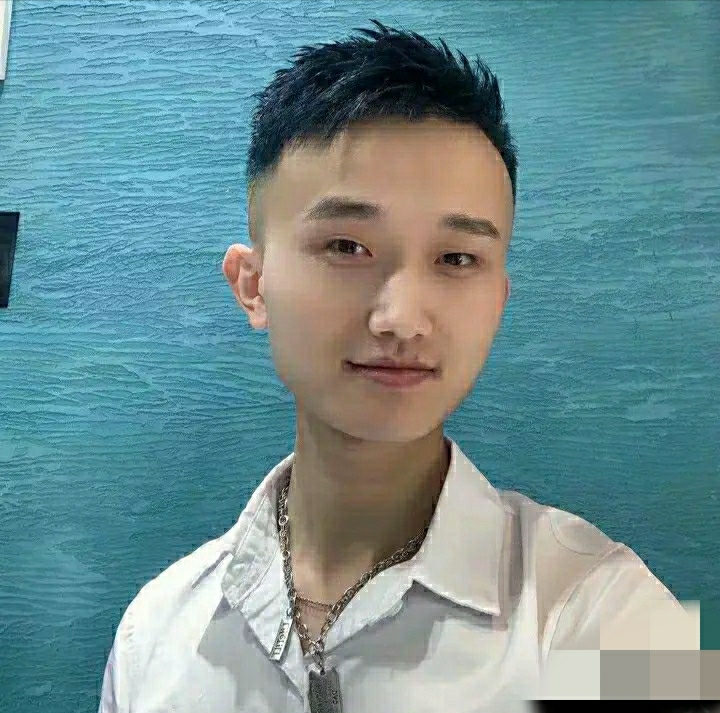 小哥哥的第一张照片--泉州相亲服务中心