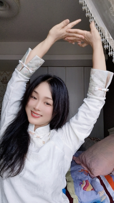 伊伊的第四张照片--泉州相亲服务中心