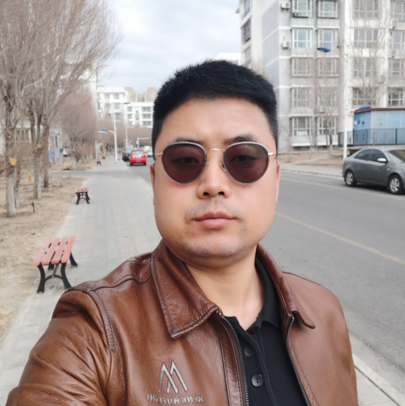 月下听风的第一张照片--泉州相亲服务中心