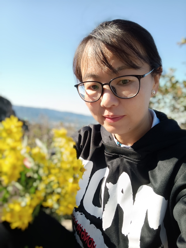丽丽的第一张照片--泉州相亲服务中心