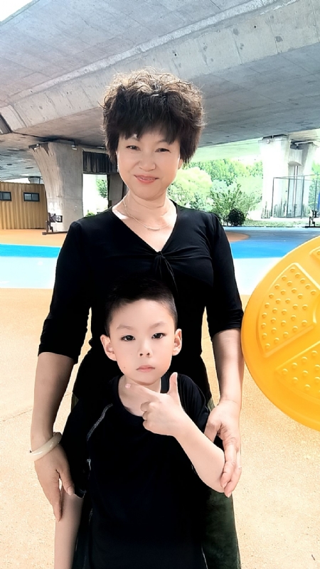 火凤凰的第二张照片--泉州相亲服务中心